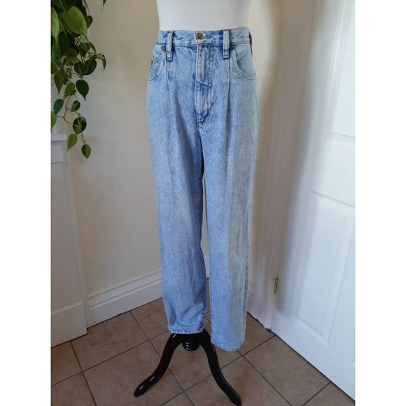SOLD-Vtg WYLER 80s Stone Wash Relaxed Leg Denim High Waist Tapered Leg Jeans - Picture 6 of 9